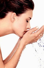 必知27條生活美容妙招 實用技巧助您煥發(fā)光彩